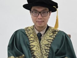 Tokoh Muda Berprestasi: Prof. Ariawan Gunadi Terima Gelar Guru Besar di Upacara Konvokasi Geomatika Malaysia