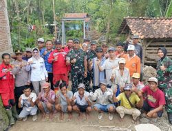 Semangat Gotong royong, ‎TNI dan Warga Karanggayam Bangun Jembatan Harapan di Sungai Lo Pasir