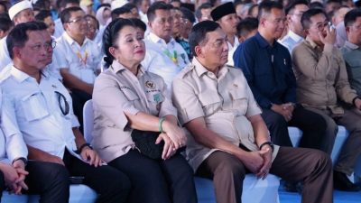 Menhan Sjafrie Dampingi Presiden RI Prabowo pada Panen Raya Nasional dan Pengumuman Swasembada Pangan 2025