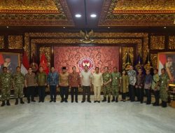 Menhan RI Beri Arahan kepada Anggota Profesional Dewan Pertahanan Nasional