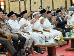 Prof. Dr. Sutan Nasomal Yakin Pengurus Baru MUI Jabar Mampu Satukan Umat  Dedi Mulyadi Dorong Independensi dan Peran Strategis MUI Jawa Barat 2025–2030