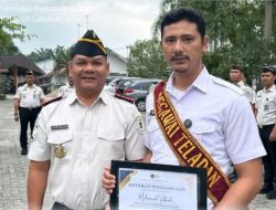 Apresiasi Dedikasi, Kalapas Labuhan Ruku Beri Penghargaan Pegawai Teladan