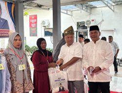 Wakil Ketua Komisi XIII DPR RI Sugiat Santoso Salurkan 50 Paket Sembako Kepada WBP Lapas Labuhan Ruku