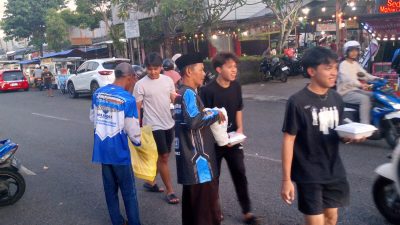Jum’at Berkah Keluarga Besar Info Cepat Banjarnegara Bagikan Ratusan Paket Takjil
