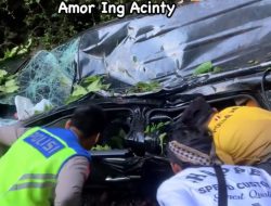 TERJUN 100 METER! Terios Hitam Hancur di Dasar Jurang Karangasem, Pengemudi Tewas Seketika