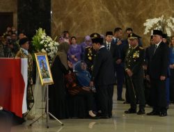Menhan RI Dampingi Presiden Prabowo Beri Penghormatan Terakhir kepada Tiga Prajurit TNI Gugur dalam Misi Perdamaian di Lebanon
