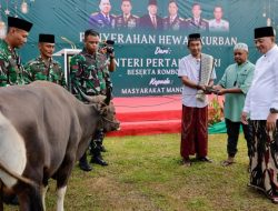Menhan RI Salat Iduladha 1447 H Bersama Prajurit dan Masyarakat di Makodam XVIII/Kasuari