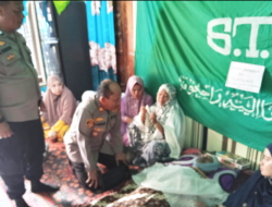 Kapolsek Talawi mewakili Kapolres Batu Bara AKBP DOLY NELSON H.H. NAINGGOLAN,S.H.M.H. Sampaikan Belasungkawa dan Santunan kepada Keluarga Wartawan Senior Ucok Kodam