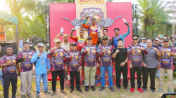 Resmi Tutup AFM Batu Bara Motocross & Grasstrack 2026 Bupati Baharuddin, Apresiasi Sportivitas