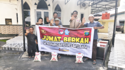 Jumat Berkah Satresnarkoba Polres Batu Bara, Tebar Sembako dan Gaungkan Perang Melawan Narkoba