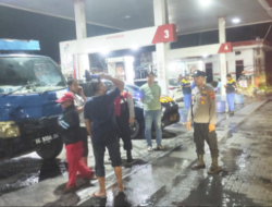 Polsek Lima Puluh Awasi SPBU, Antrean Tertib dan Kamtibmas Tetap Kondusif