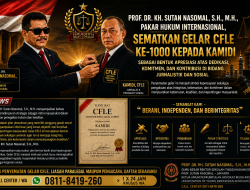 Prof. Dr. KH. Sutan Nasomal Sematkan Gelar CFLE ke-1000 kepada Jurnalis Kamidi, Tegaskan Peran Pers sebagai Pilar Penegakan Hukum