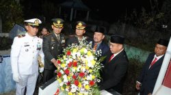 Bupati Batu Bara Hadiri Upacara Malam Taptu dan Pimpin Ziarah ke Makam Pejuang